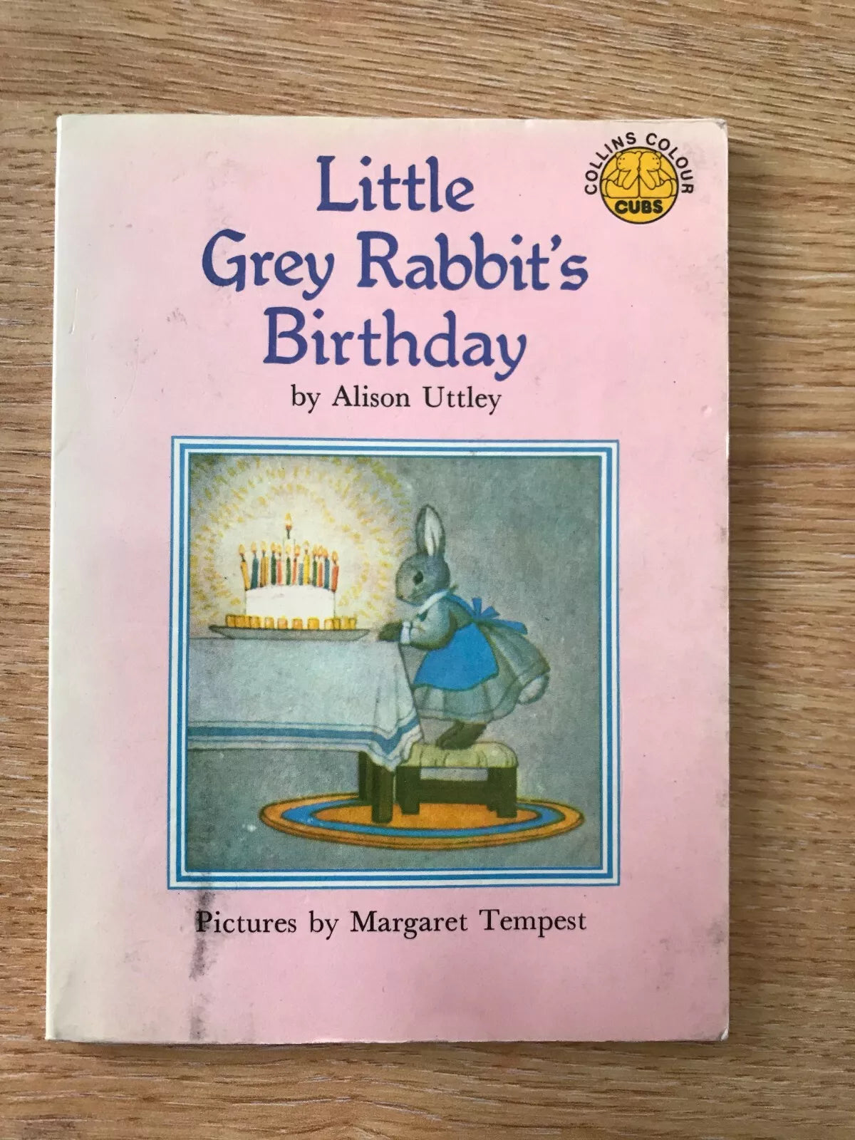 Little Grey Rabbit's Birthday by Alison Uttley